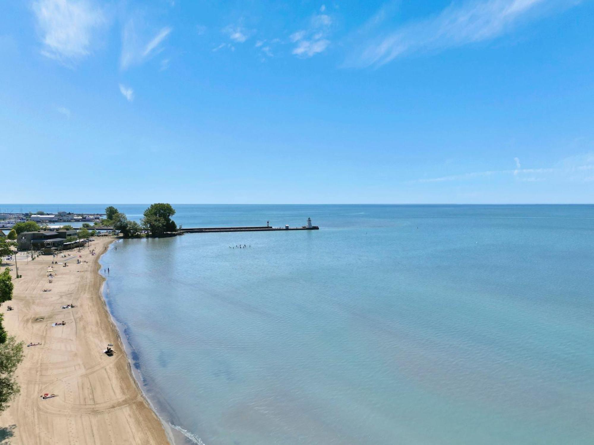 Luxe Lodges On Lake Erie Port Dover Kültér fotó