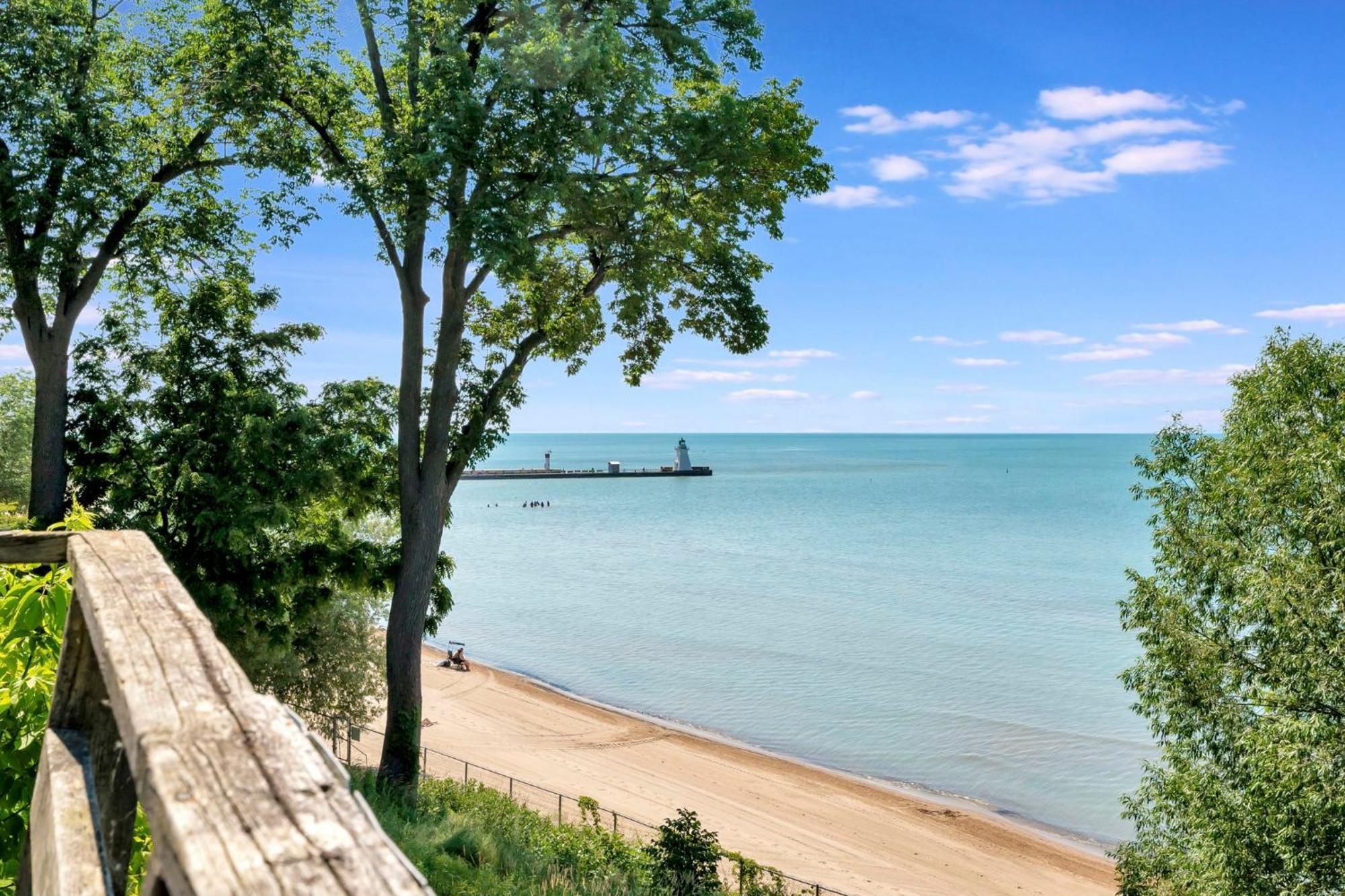 Luxe Lodges On Lake Erie Port Dover Kültér fotó